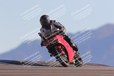 media/Nov-06-2023-Moto Forza (Mon) [[ce023d0744]]/3-Intermediate Group/Session 5 (Turn 9)/